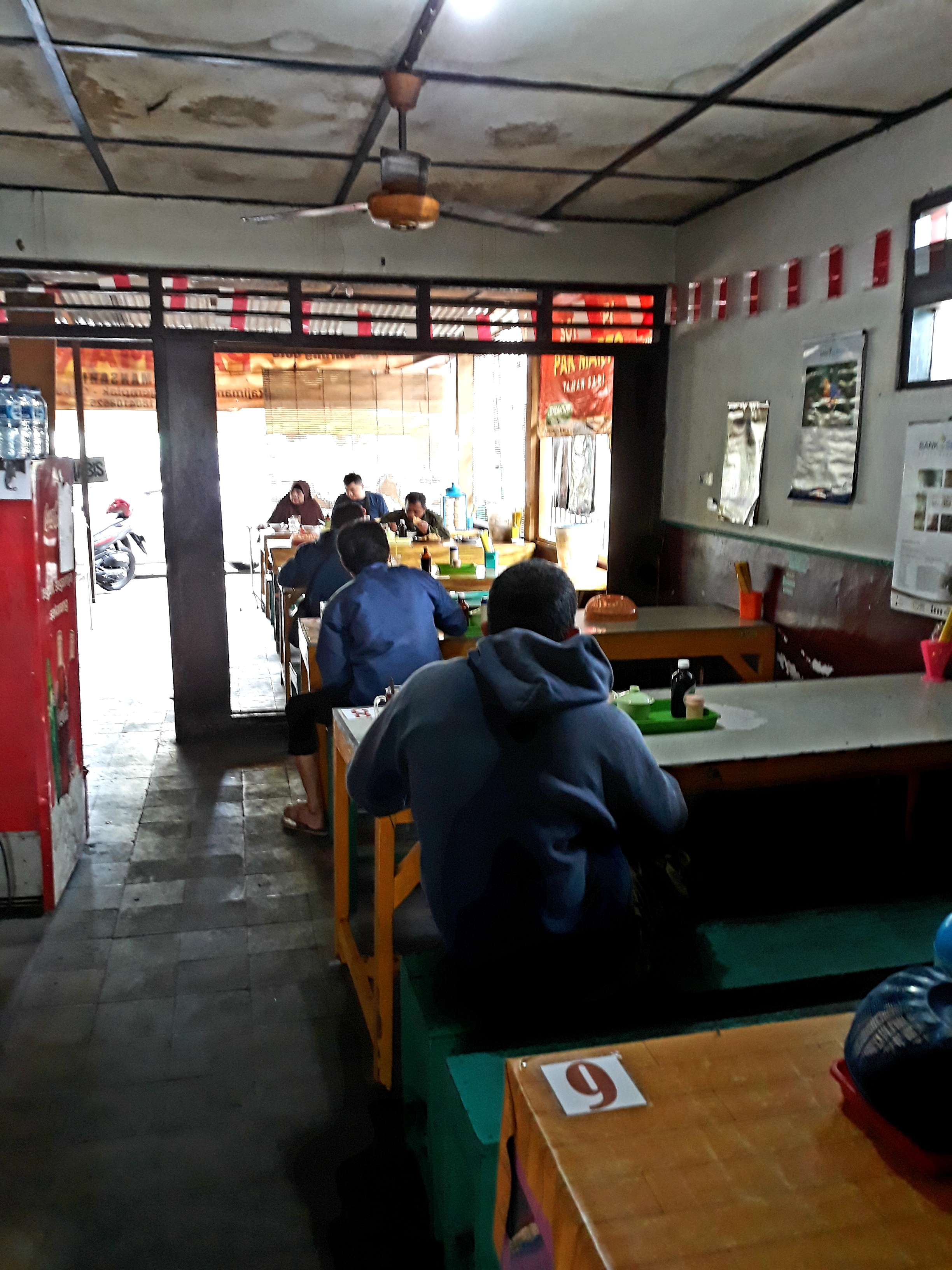 Soto Pak Marto Tamansari Tempat Makan di Yogya yang Wajib Di Kunjungi