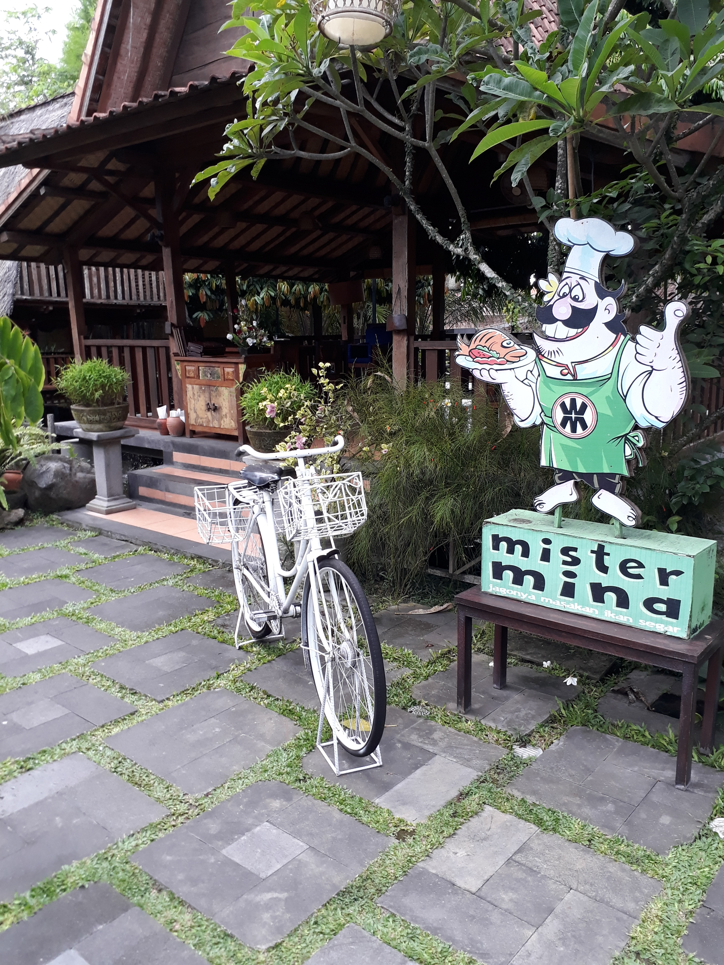 Wisata Kuliner Bali Warung Mina Dalung