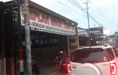 Toko Gemplak Mbok Tumpuk Pusat Oleh-Oleh Makanan Khas Bantul