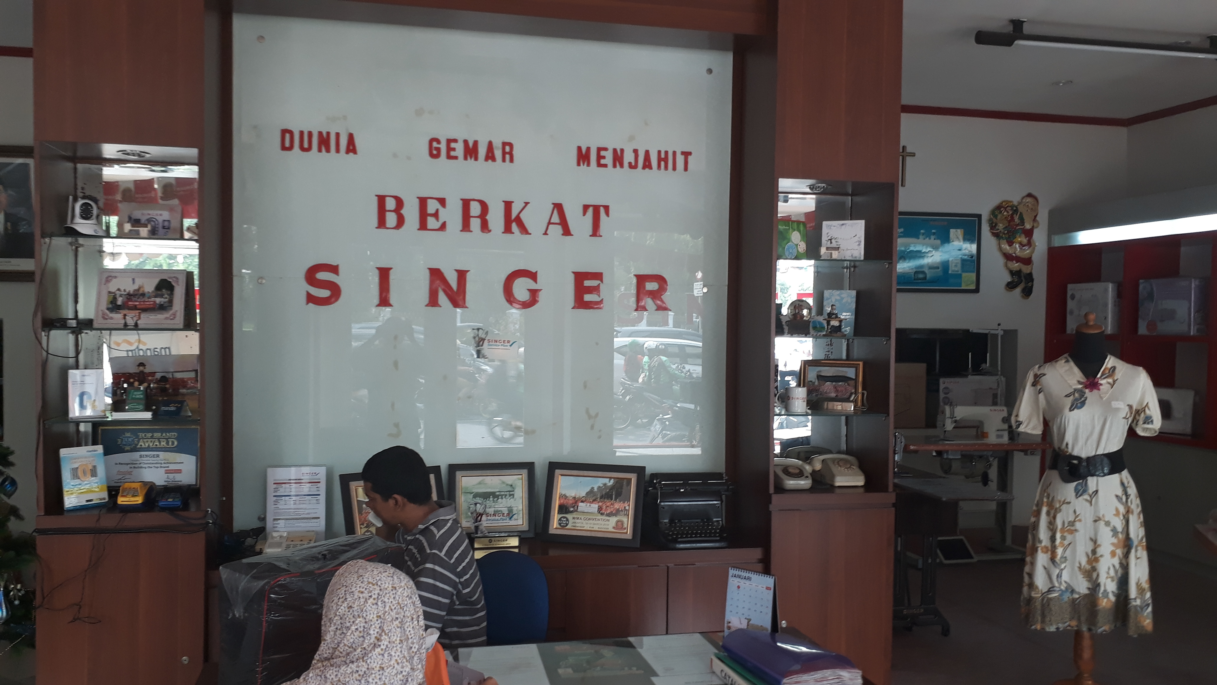 Toko Mesin Jahit Singer dan Service Center di Harmoni Jakarta Pusat