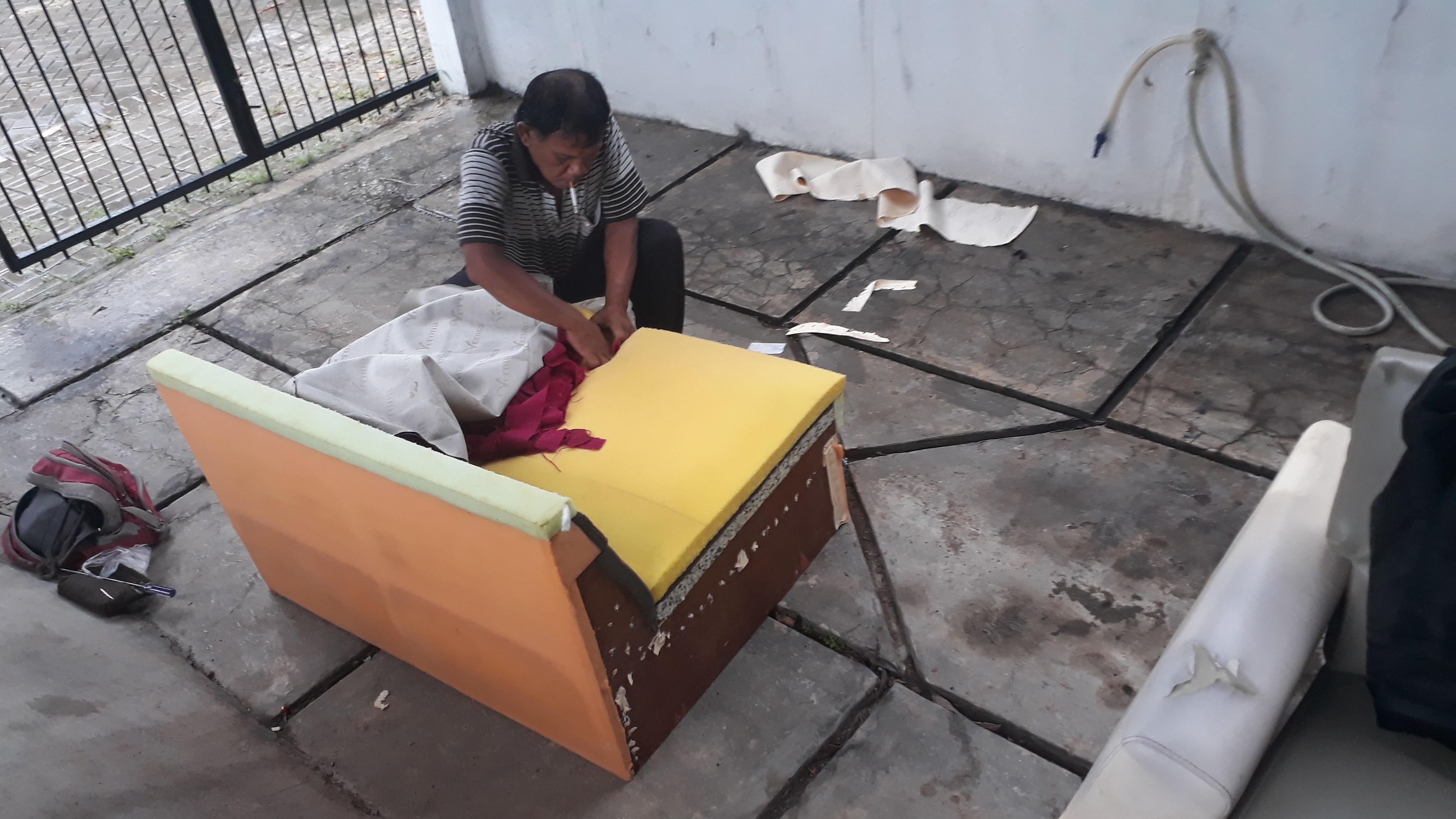 Service Sofa Ruang Tamu Datang Ke Rumah di Cikarang dan Cibitung