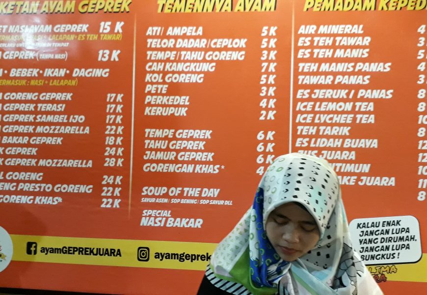 Tempat Makan Ayam Geprek Juara Cikarang yang Lezat dan Memuaskan