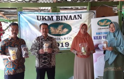 Pelatihan Modifikasi Rengginang KWT Desa Simpangan dan Jababeka