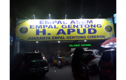 Empal Gentong Haji Apud Rekomendasi Kuliner Khas Cirebon