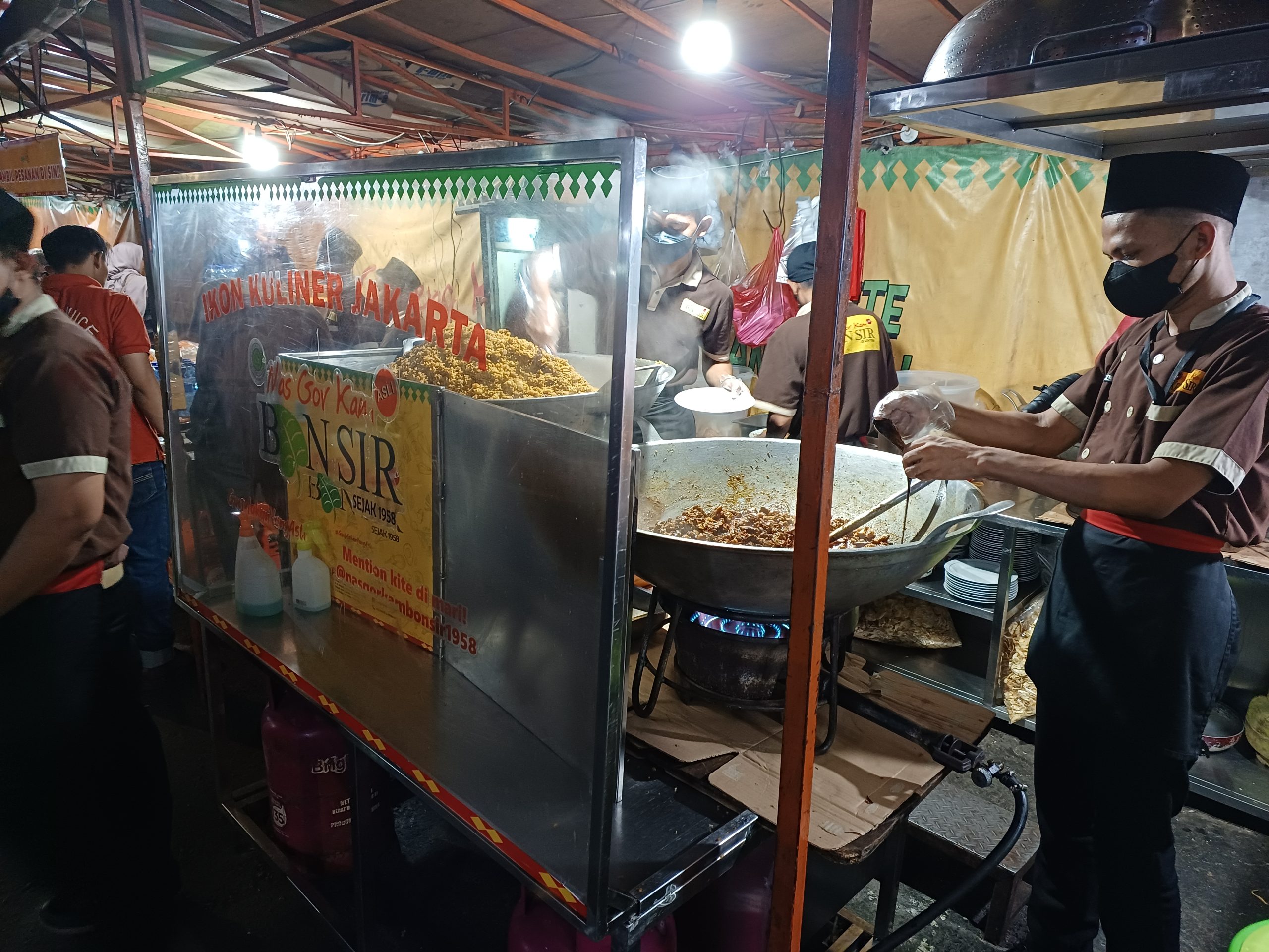 Nasi Goreng Kebon Sirih Kelezatan Kuliner Legendaris Jakarta